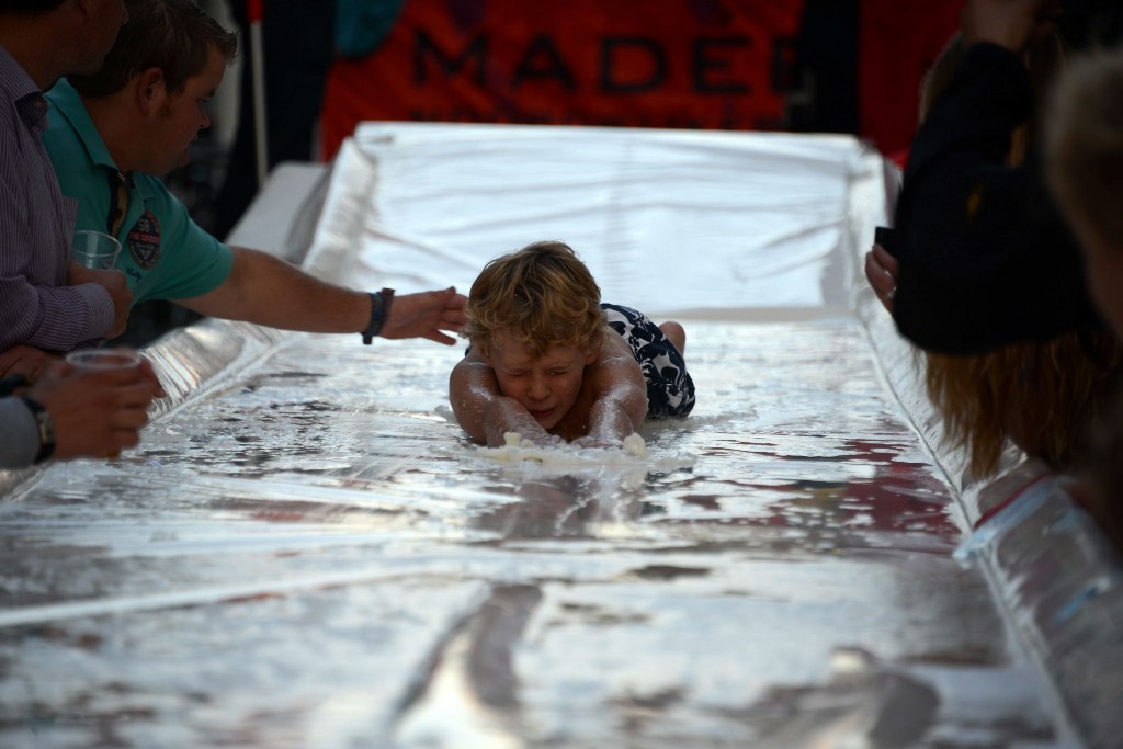 ../Images/Donderdag kermis 470.jpg